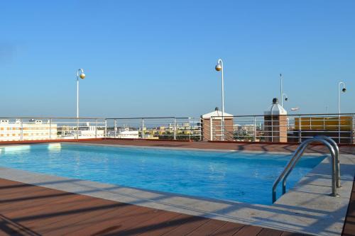 Lumiar Apartment | All in One City Flat - Pool, parking & nomad