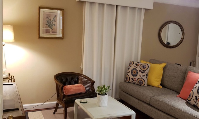 West End Condo | All in Reach, 2BR in West End