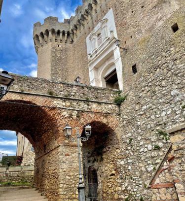 Civitella San Paolo House | All-Inclusive Castle House Near Rome