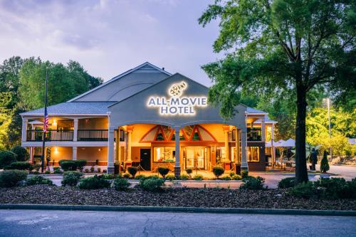 Peachtree City Hotel | All-Movie Hotel
