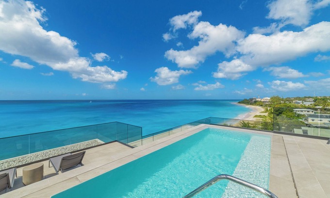 Brighton Apartment | Allure 401 - NEW Beachfront Condo On Brighton Beach