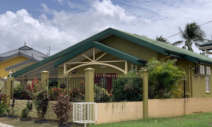 Piarco House | Alluring Ambrosia 3BR