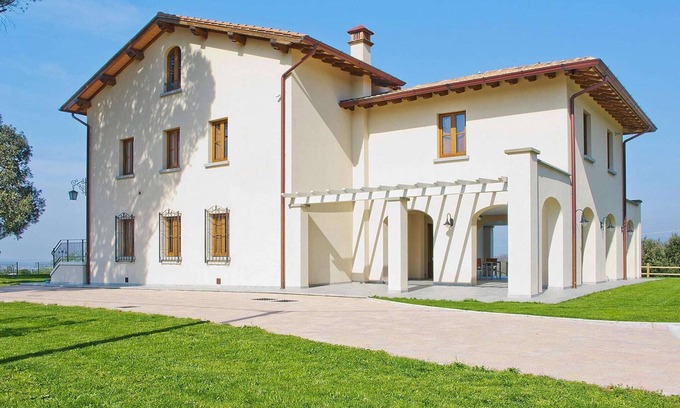 Lamporecchio Apartment | Alluring apartment in Lamporecchio