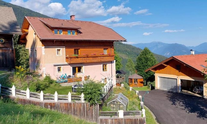 Dellach im Drautal Apartment | Almen-Kräuter-Oberreiter