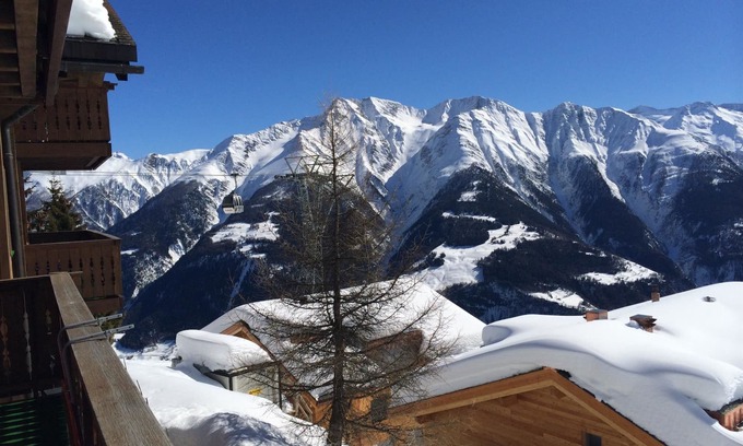 Riederalp Apartment | Almenrausch EG Süd-West by Interhome