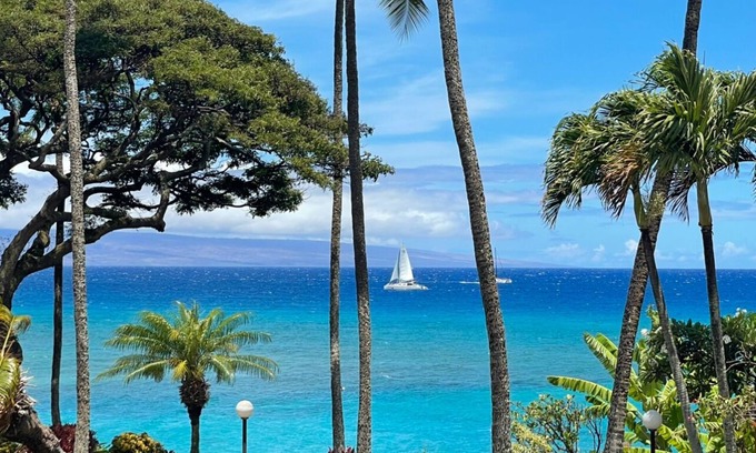 Kahana Condo | Aloha Hale Ocean View Maui Condo In Ocean Front/Beach Resort Swim with Turtles!