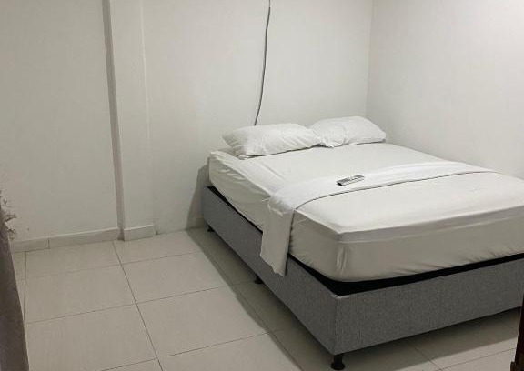 Cartagena Apartment | Alojamiento Casa Blanca , a 5 min del aeropuerto y playas !