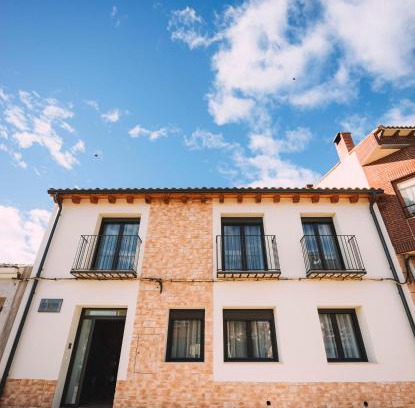 Rincon de Soto House | Alojamiento Turístico LAbellaVILLA