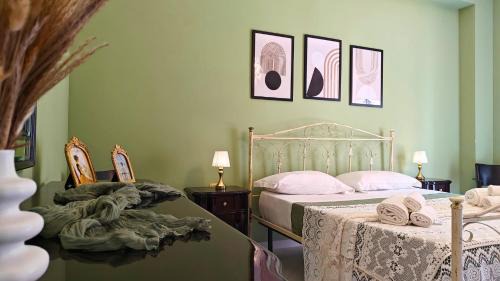 Tiche Apartment | Aloysia Vintage Retreat,appartamento per 4 Stile Retrò con WiFi e Aria condizionata