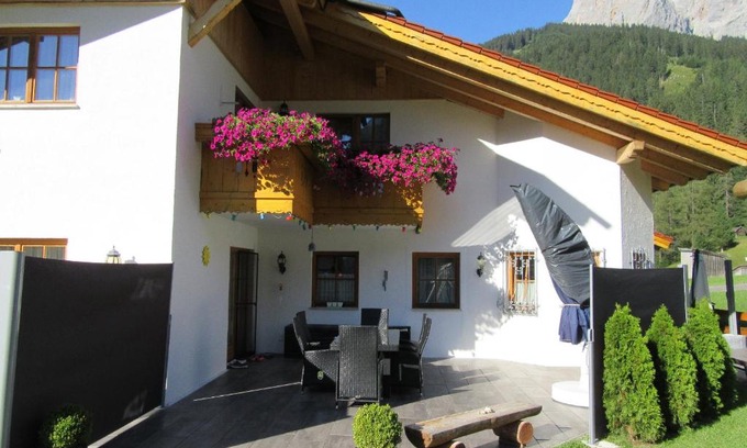 Ehrwald Apartment | Alpen-Chalet Ehrwald