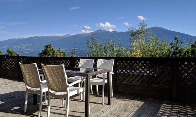 Hungerburg-Hoheninnsbruck Apartment | Alpendohle Apartments "edward Hopper"