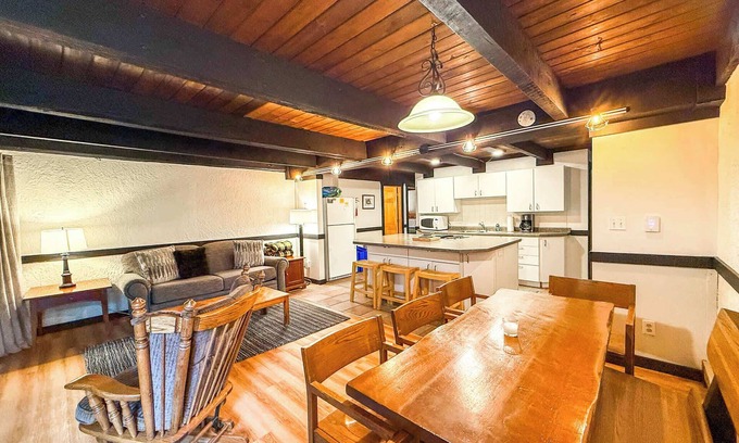 Upson Ski Chalet | Alpenhaus Lower Summa