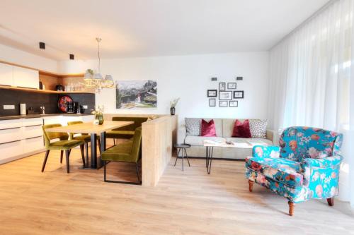 Damuels Apartment | Alpenstolz Damüls Haus 4 - Stilvoll urlauben in den Bergen