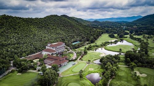 Huai Yap Resort | Alpine Golf Resort Chiang Mai