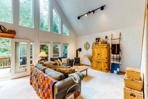 Hoodsport House | Alpine Home