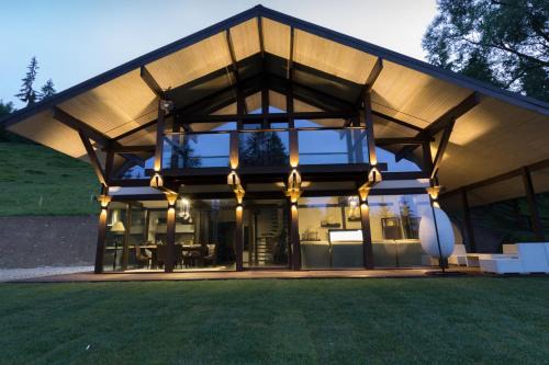 Vatra Dornei House | Alpine Lounge
