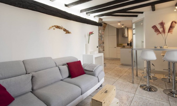 Como City Centre Apartment | ALTIDO Romantic Loft in Perfect Como Centre