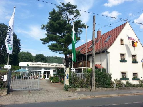 Laubegast House | Alttolkewitzer Ferien- & Privatzimmer Mrosk Dresden