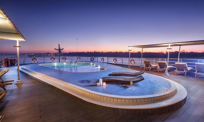Heliopolis Boat Rental | Alyssa