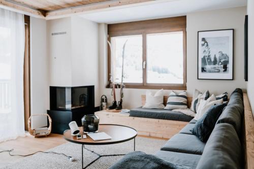 Parpan Apartment | Am Heimberg Skilift - Mullers x Kandahar Suite