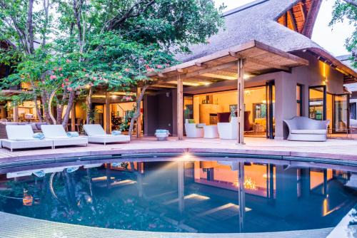 Thorny Bush Game Reserve Cabin | AM Lodge - Hoedspruit