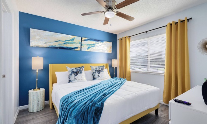 Titusville Apartment | *Amalfi Allure* *NASA*Pool, Gym, BBQ, Arcade, Games