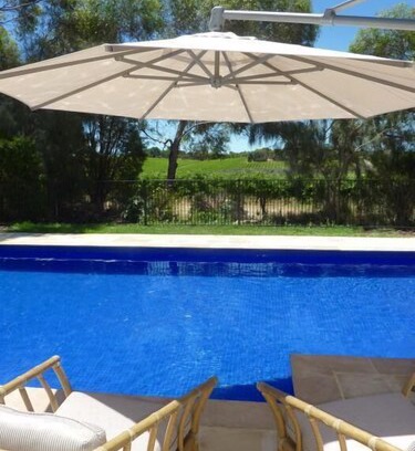 Tatachilla Bed & Breakfast | Amande Bed and Breakfast