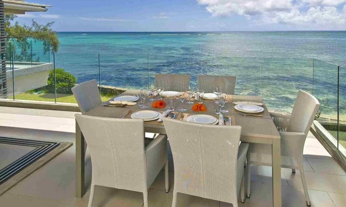 Pereybere Apartment | Amaranth I: Three bedroom beach apartment with rooftop pool