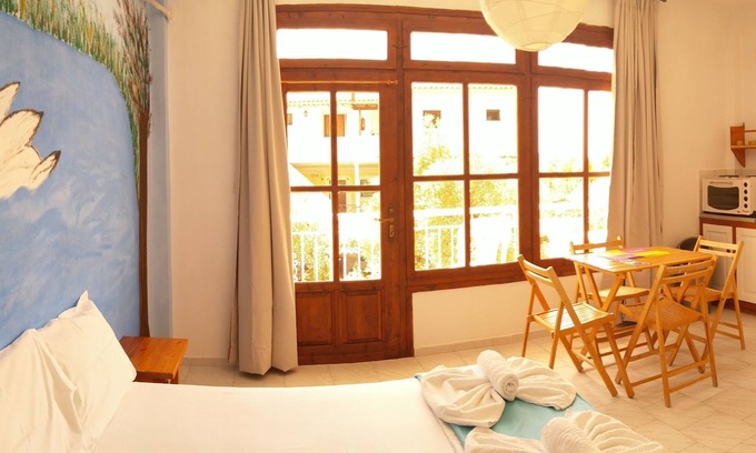 Skiathos Town House | AMARANTHOS SKIATHOS VIEW
