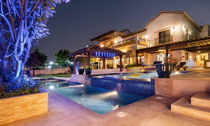 Dubai Villa | Amazing - 4BR + Maid's Room Villa w/ Private Pool
