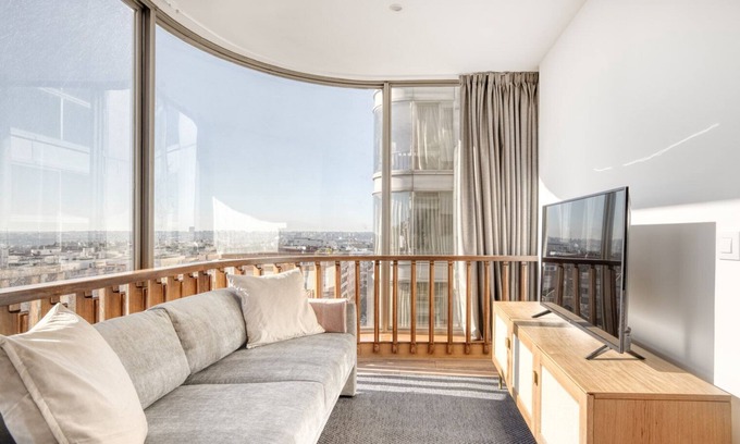 Moncloa - Arguelles Apartment | Amazing Argüelles 2bd, near Madrid Rio w/amazing views, by Blueground