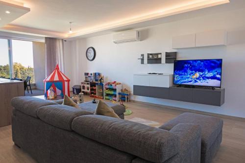 Ta' Zokkrija Apartment | Amazing Family Apartment In Mosta By Homely