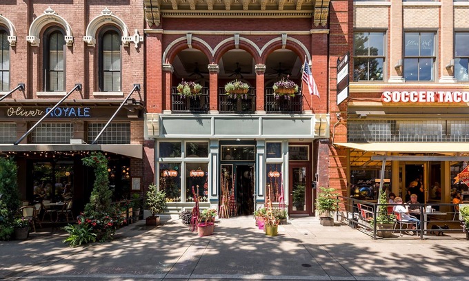 Downtown Knoxville Condo | Amazing Heart of Market Square, outdoor veranda overlooking the Square!
