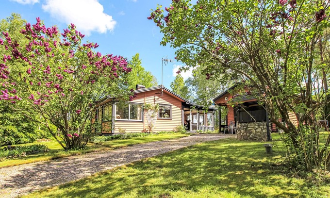Almhult House | Amazing home in älmhult with kitchen