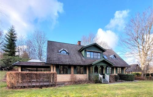Orkelljunga Municipality House | Amazing Home In Åsljunga With Kitchen