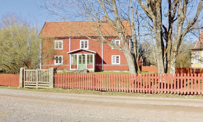 Orsjo House | Amazing home in örsjö with WiFi