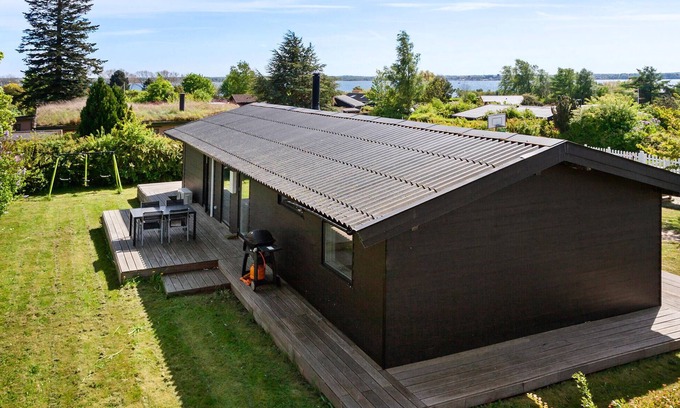 Bog By House | Amazing home in Bogø By with WiFi