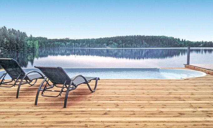 Dalsjofors House | Amazing home in Dalsjöfors with sauna