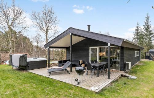 Ebeltoft House | Amazing Home In Ebeltoft With Wifi