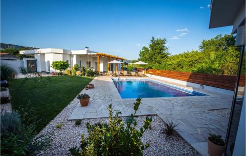 Imotski House | Amazing Home In Glavina Donja With Kitchen