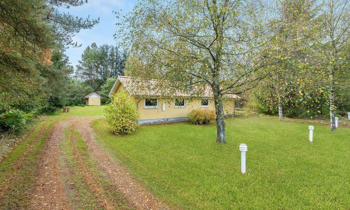 Skovgaarde House | Amazing home in Herning with kitchen