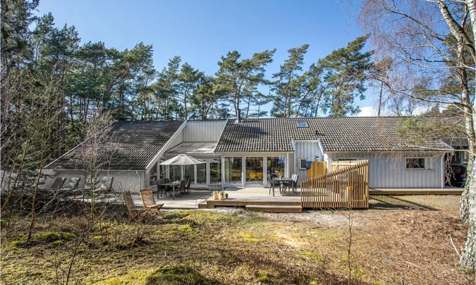 Dueodde House | Amazing Home In Nexø With Sauna