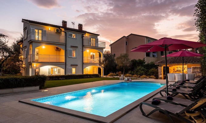 Gulici House | Amazing home in Porec with WiFi
