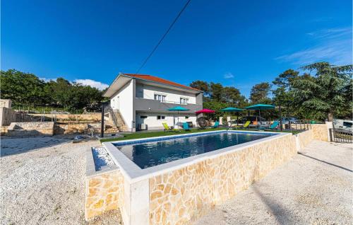 Labin House | Amazing Home In Prgomet With Wifi