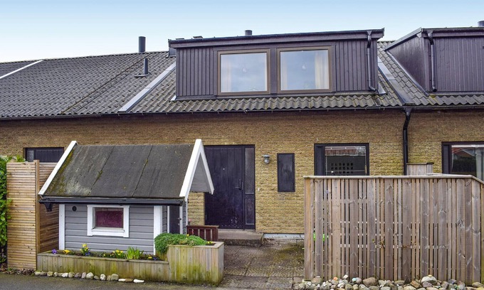 Solbacken-Halsobacken House | Amazing home in Ystad with WiFi