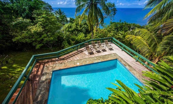 Castries House | Amazing mountain top villa!