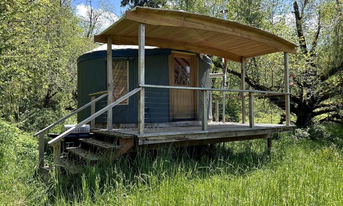 Alsea Cabin | Amazing Romantic Yurt with Spectacular Landscape Views in Oregon