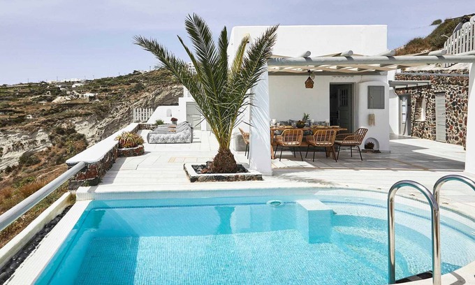 Vourvoulos Villa | Amazing Santorini Villa | Villa Buena Vista | 3 Bedrooms