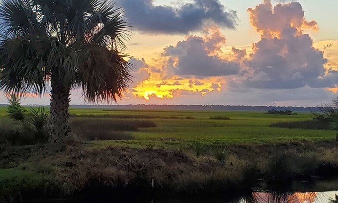 St. Simons Island Condo | AMAZING SEA PALMS RENTAL! Perfect for Families! 4 Bed/3 bath, sleeps 8-GOLF!
