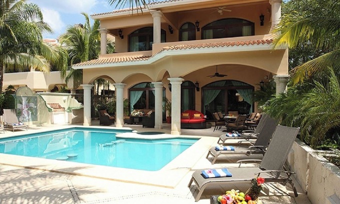 Puerto Aventuras Villa | Amazing spacious Mexican-decorated Villa with Private Pool & 10 mins. from beach